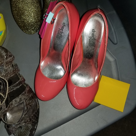 Shoes - Picture 1 of 1